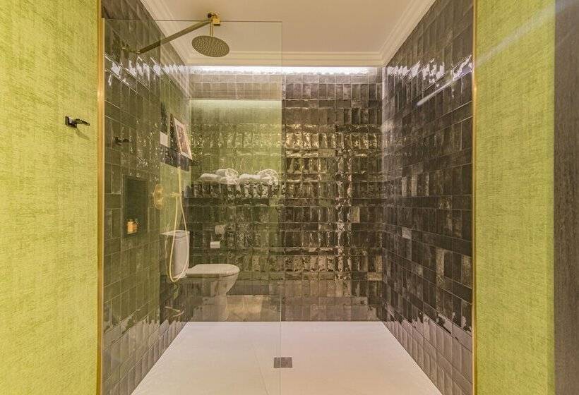 Отель Vesci Faventia