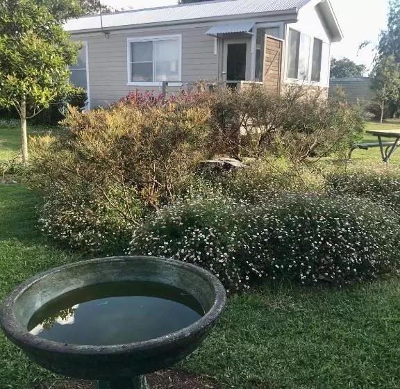 Majatalo Apple Tree Cottage  Comboyne Mountain Cottages