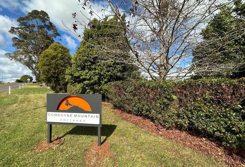 بنسيون Apple Tree Cottage  Comboyne Mountain Cottages