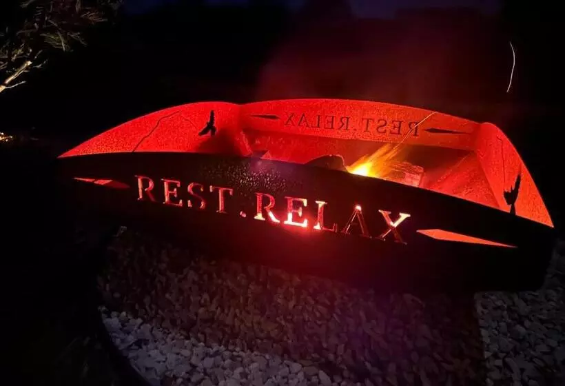 Majatalo Apple Tree Cottage  Comboyne Mountain Cottages