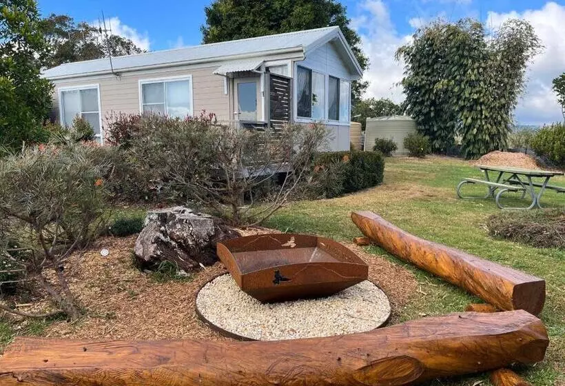 Majatalo Apple Tree Cottage  Comboyne Mountain Cottages