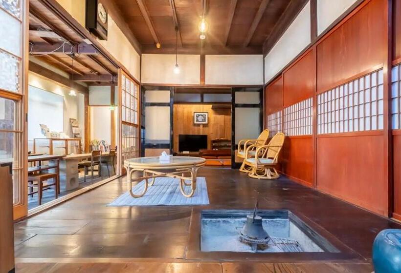 膳宿费 囲炉裏町家guesthouse Fujita 一棟貸切 Villa 無料駐車場