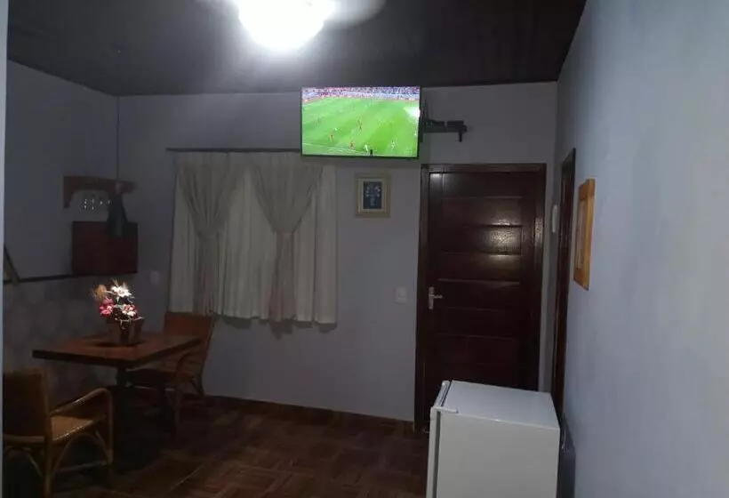 ペンション Pousada E Restaurante Bora Bora Da Serra