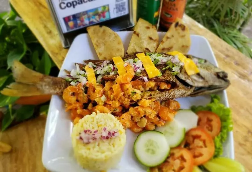 پانسیون Hostal Copacabana Sv