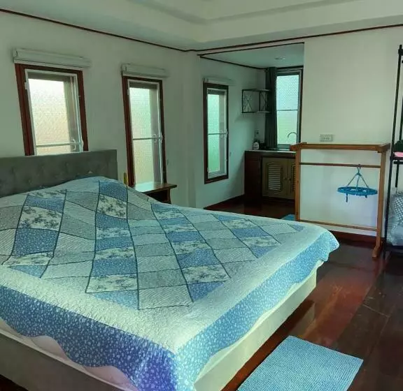 پانسیون Lampang Hideaway Guesthouse