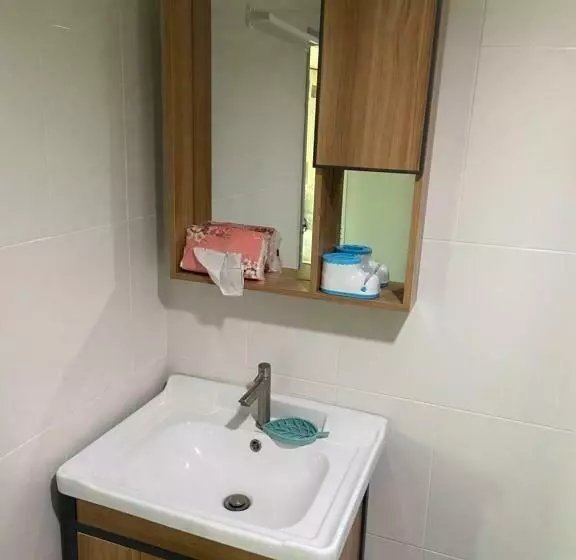 پانسیون Lampang Hideaway Guesthouse