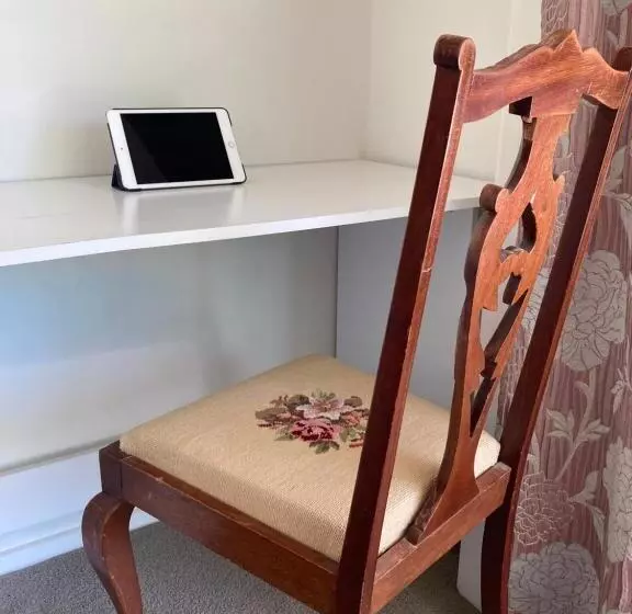 Majatalo Lookout Escape Studio, Alexandra