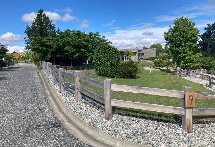 膳宿费 Lookout Escape Studio, Alexandra