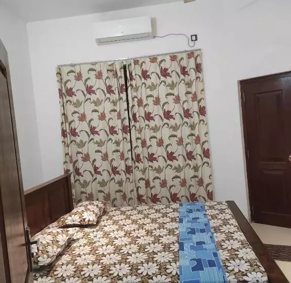 ペンション Zak`s Guesthouse
