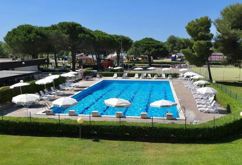 Apartments In Residence With Swimming Pool In Marina Di Bibbona
