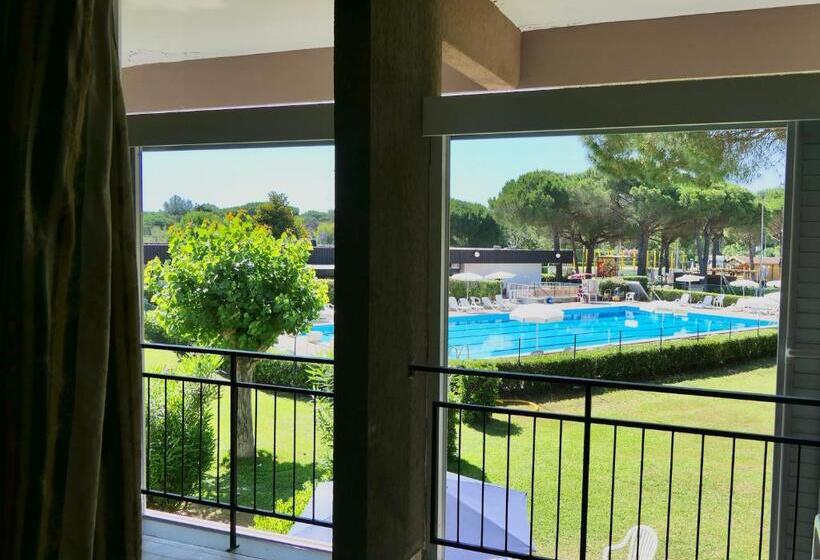 Apartments In Residence With Swimming Pool In Marina Di Bibbona