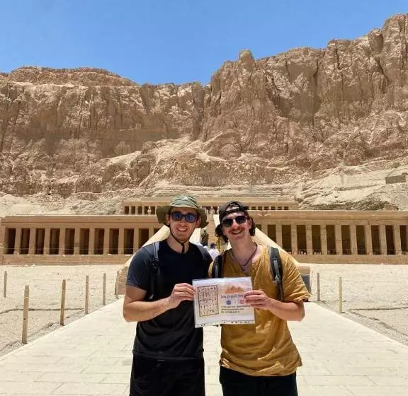 تختخواب و صبحانه Jana Pyramids View In 3