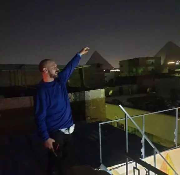 تختخواب و صبحانه Jana Pyramids View In 3