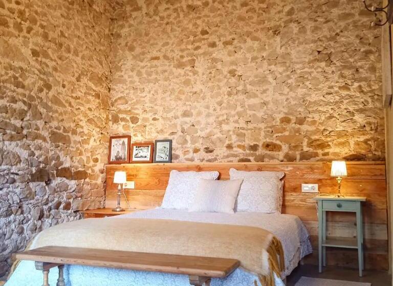 Bed and Breakfast L Espigol Antiga Era