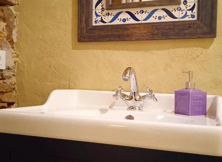 Bed and Breakfast L Espigol Antiga Era