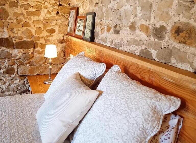 Bed and Breakfast L Espigol Antiga Era