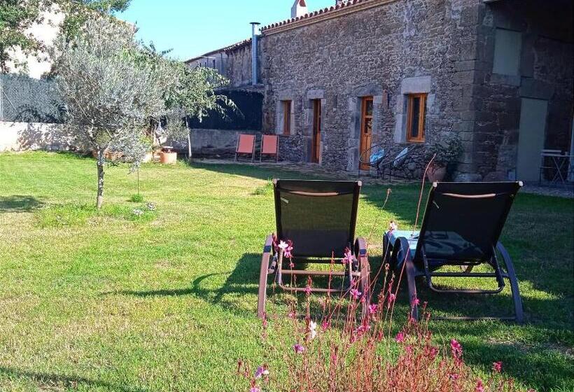 Bed and Breakfast L Espigol Antiga Era