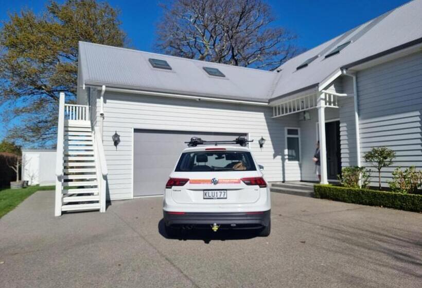 민박 The Greytown Loft