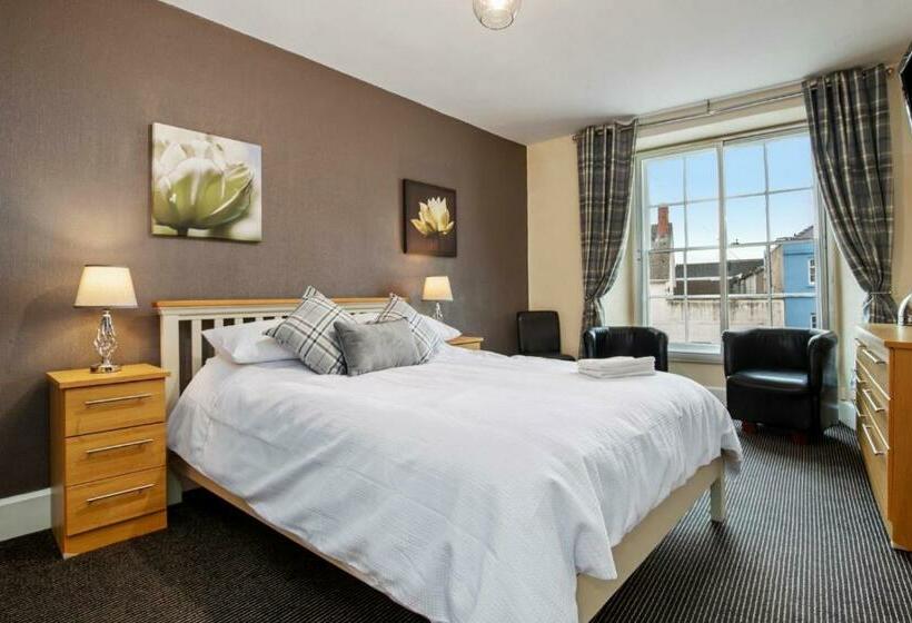 Castle Hotel Haverfordwest