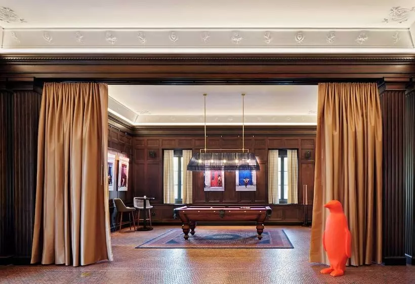 21c Museum Hotel St Louis