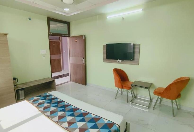 酒店 Amar Palace Bharatpur