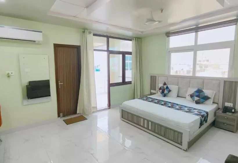 ホテル Amar Palace Bharatpur