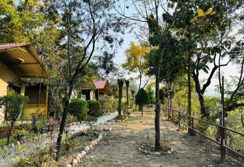 ホテル Camp High 5 Jayalgarh  By Himalayan Eco Lodges