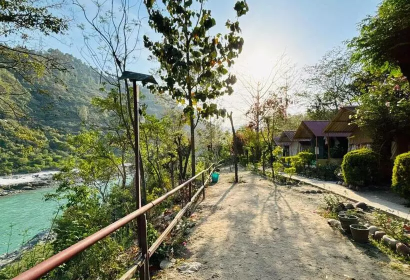 ホテル Camp High 5 Jayalgarh  By Himalayan Eco Lodges