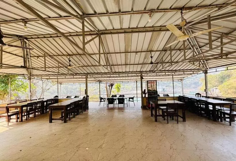 ホテル Camp High 5 Jayalgarh  By Himalayan Eco Lodges
