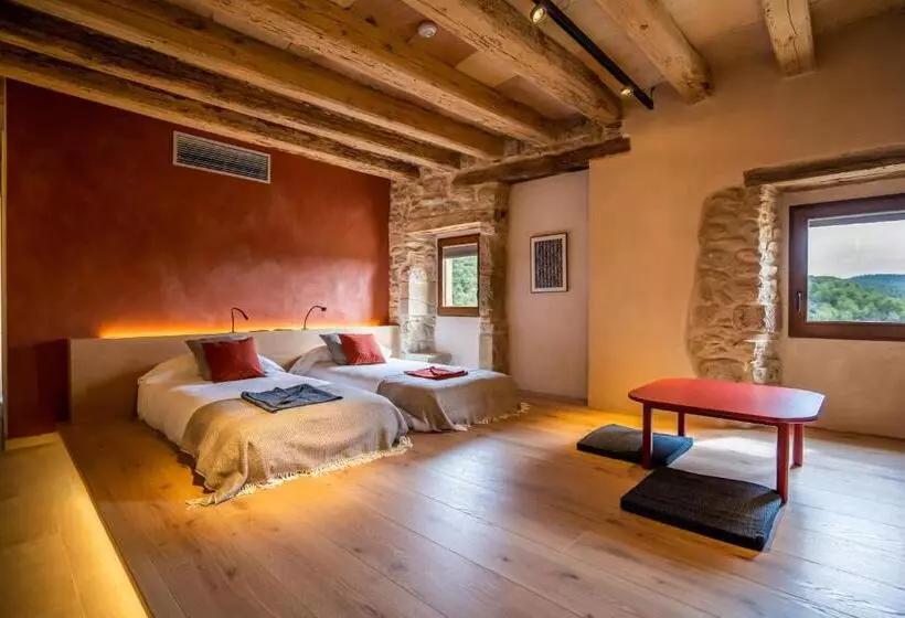 Hotelli Japonès Puigpinós