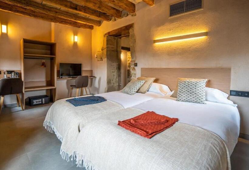 בית מלון כפרי Japonès Puigpinós