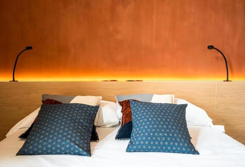 בית מלון כפרי Japonès Puigpinós