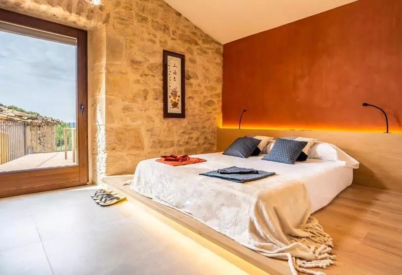 Hotelli Japonès Puigpinós