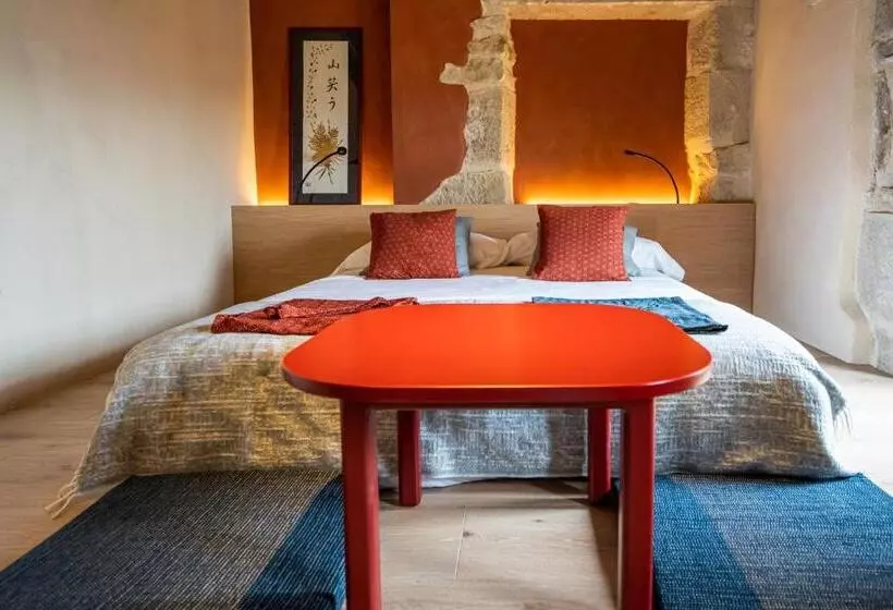 Hotelli Japonès Puigpinós