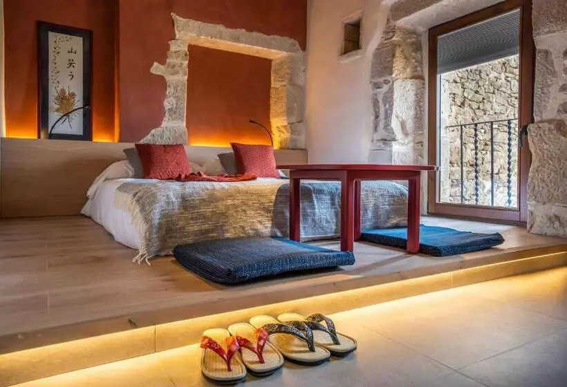 Hotelli Japonès Puigpinós