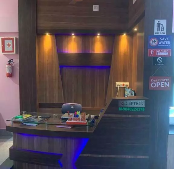 ホテル Laxmipriya