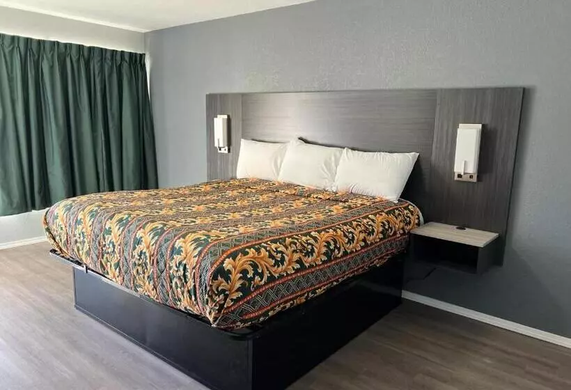 ホテル Pioneer Inn