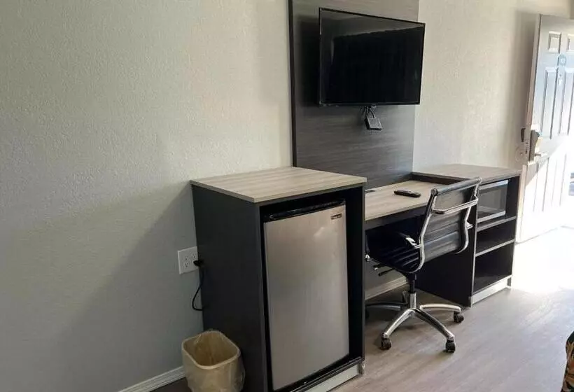 ホテル Pioneer Inn