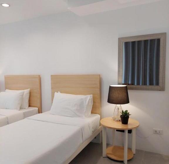 هتل Sea Green Boutique Rooms