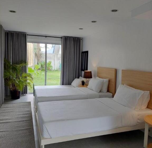 هتل Sea Green Boutique Rooms