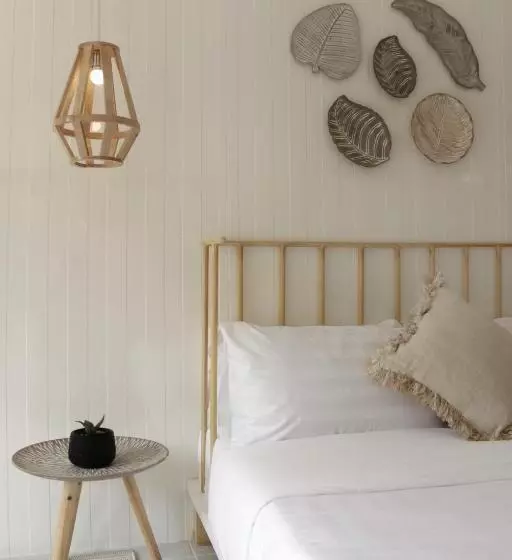 هتل Sea Green Boutique Rooms