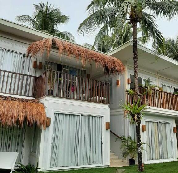 هتل Sea Green Boutique Rooms