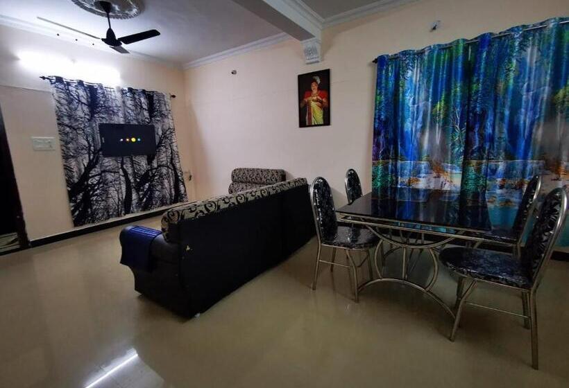 J2 Home Stay Luxury Homes With Caravan Services