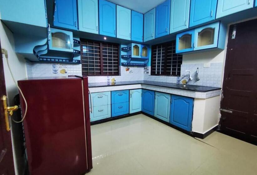 J2 Home Stay Luxury Homes With Caravan Services