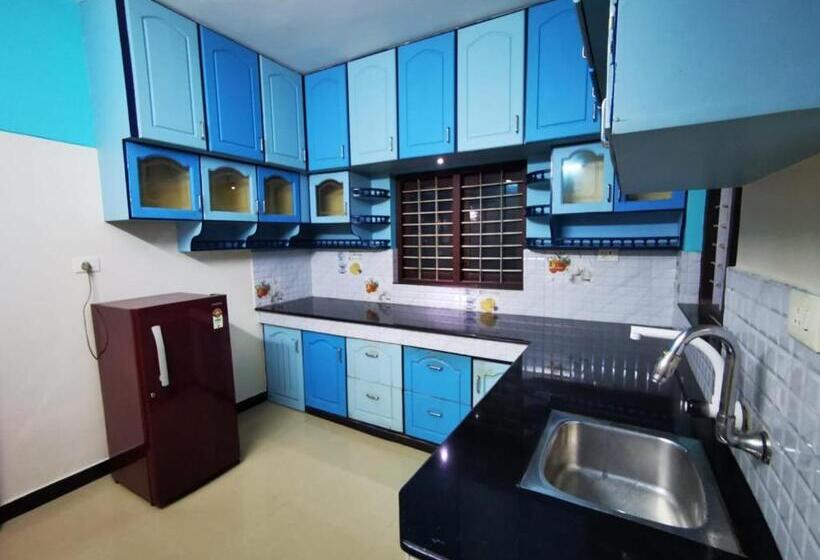 J2 Home Stay Luxury Homes With Caravan Services