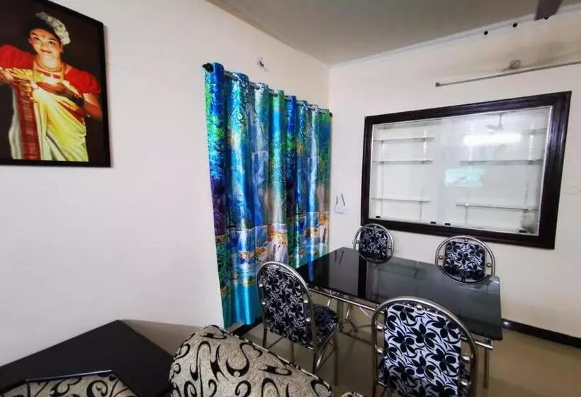 J2 Home Stay Luxury Homes With Caravan Services