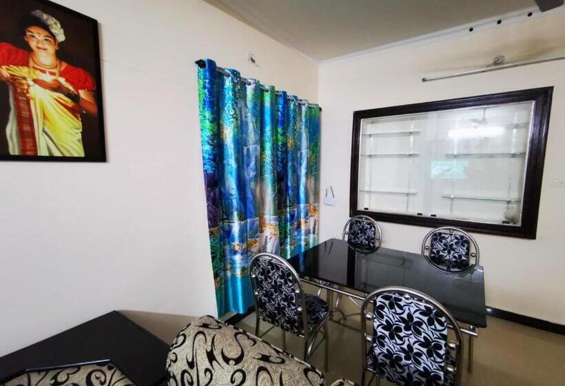 J2 Home Stay Luxury Homes With Caravan Services