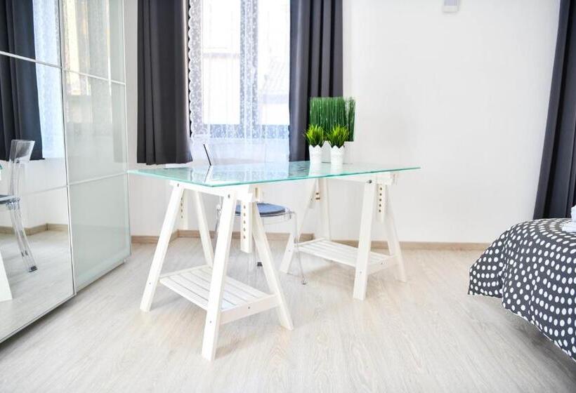 بنسيون Camere D Artista