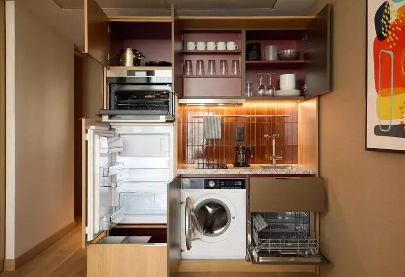 Adina Apartment Hotel Geneva