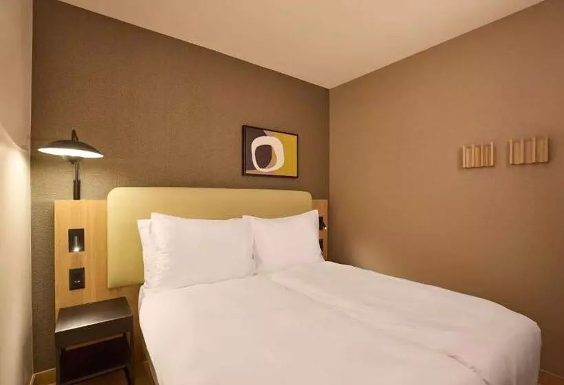 Adina Apartment Hotel Geneva